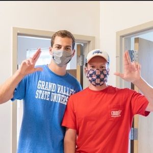 Meet your Posher, Aaron